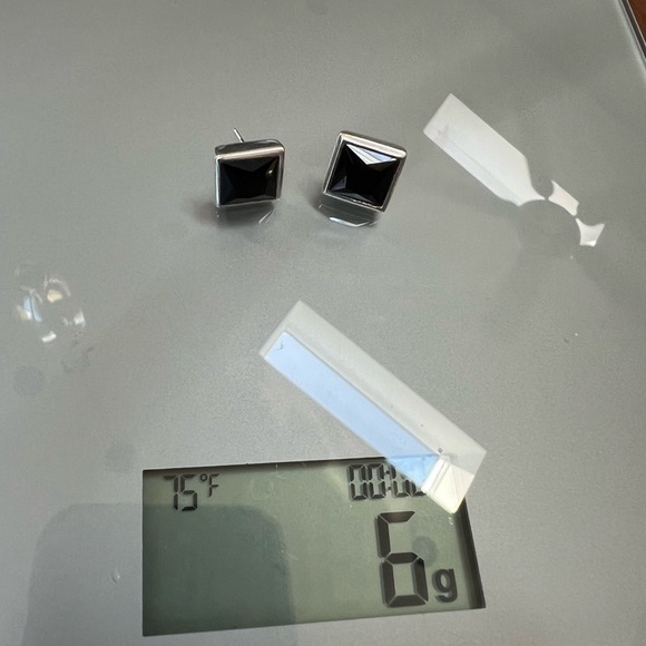 Vintage Sterling Silver Black Onyx Earrings - Picture 3 of 5